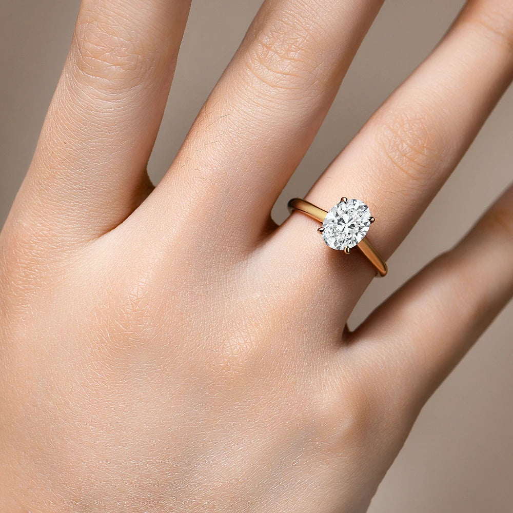 Oval Cut 2CT D VVS1 Moissanite Ring